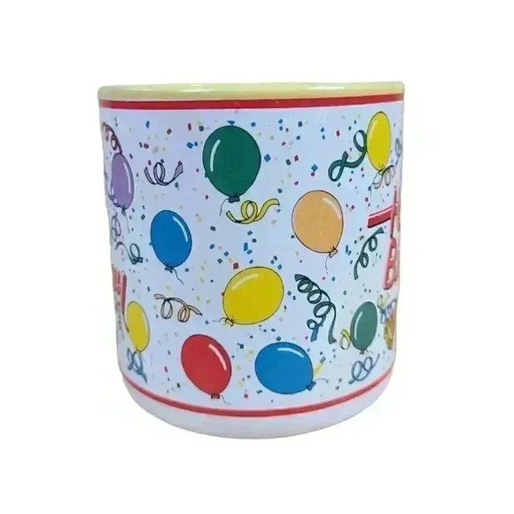 Vintage Retro Party Happy Birthday Mug - Picture 4 of 4